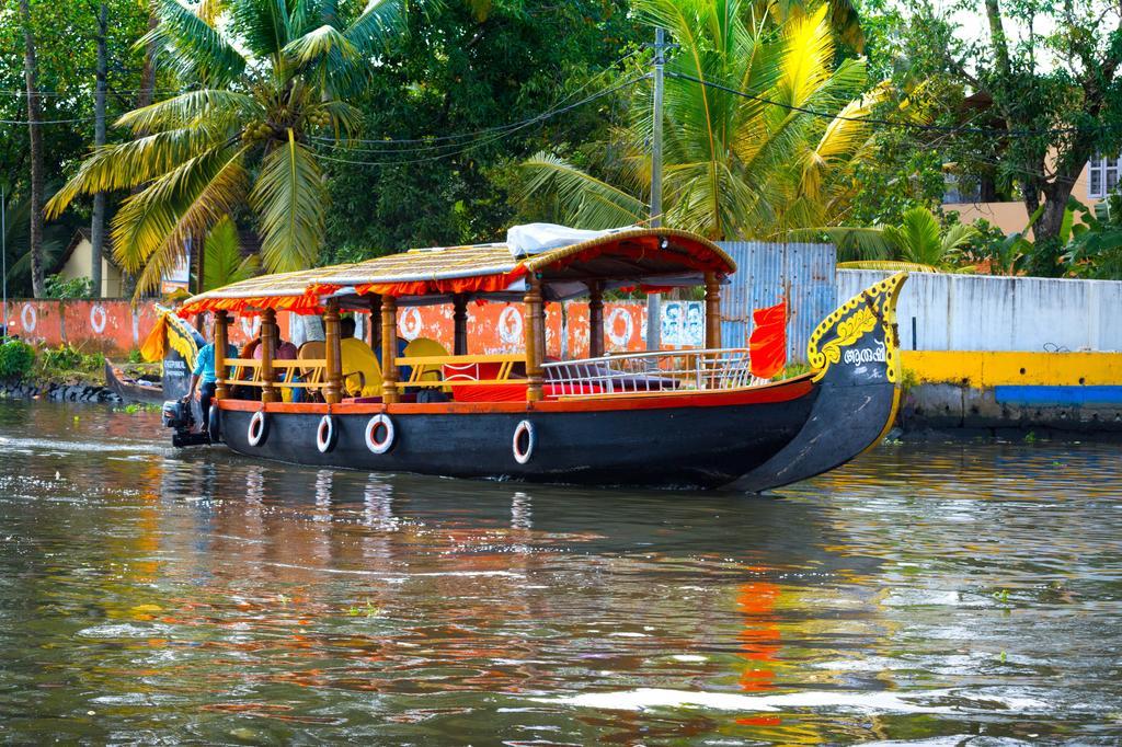 Thoms Beach Homestay Alappuzha Exterior photo